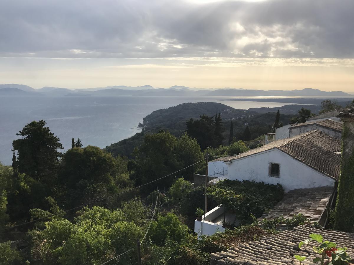 Theea Cottage - Wonderful Sea Views Chlomos Exterior photo